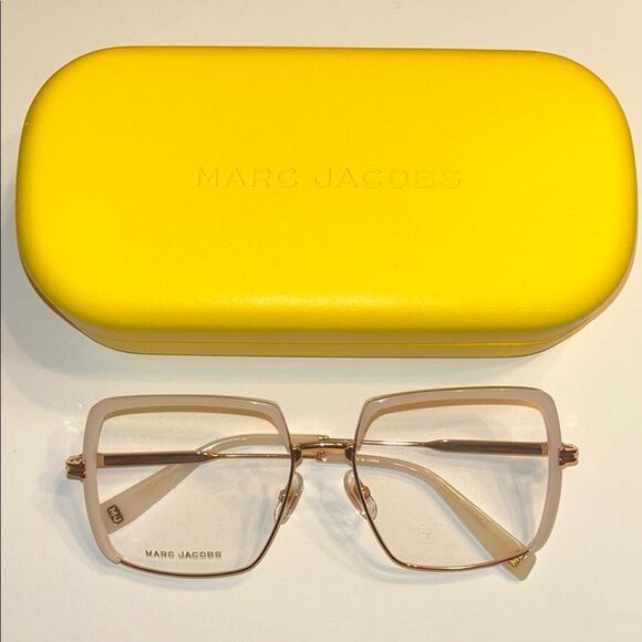 Marc Jacob Gold tone/White Sunglasses.New Without Tag - Picture 3 of 9